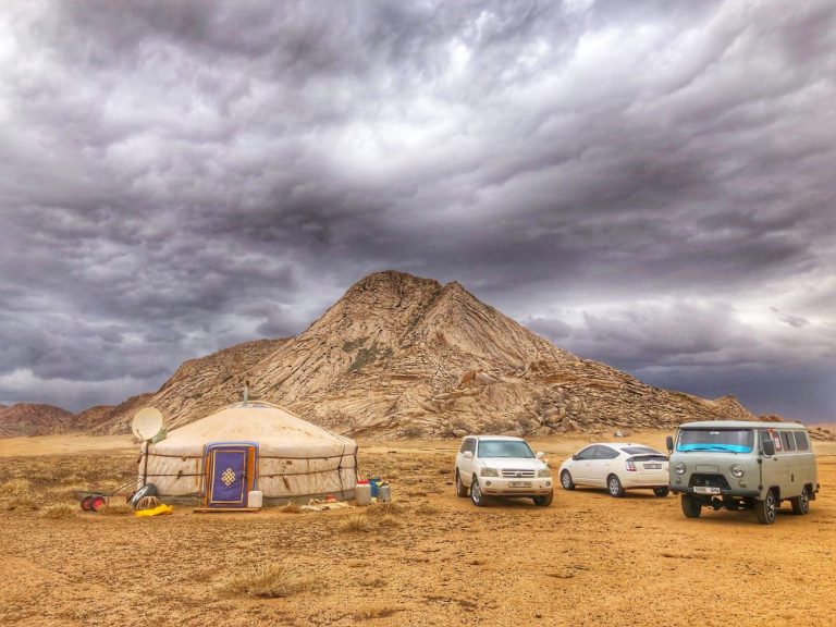 Gobi desert tours in Mongolia